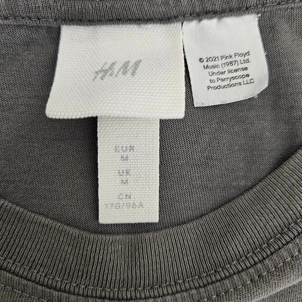 Pink Floyd H&M Band Tee Shirt Gray Short Sleeve New York Logo Top - Picture 5 of 7
